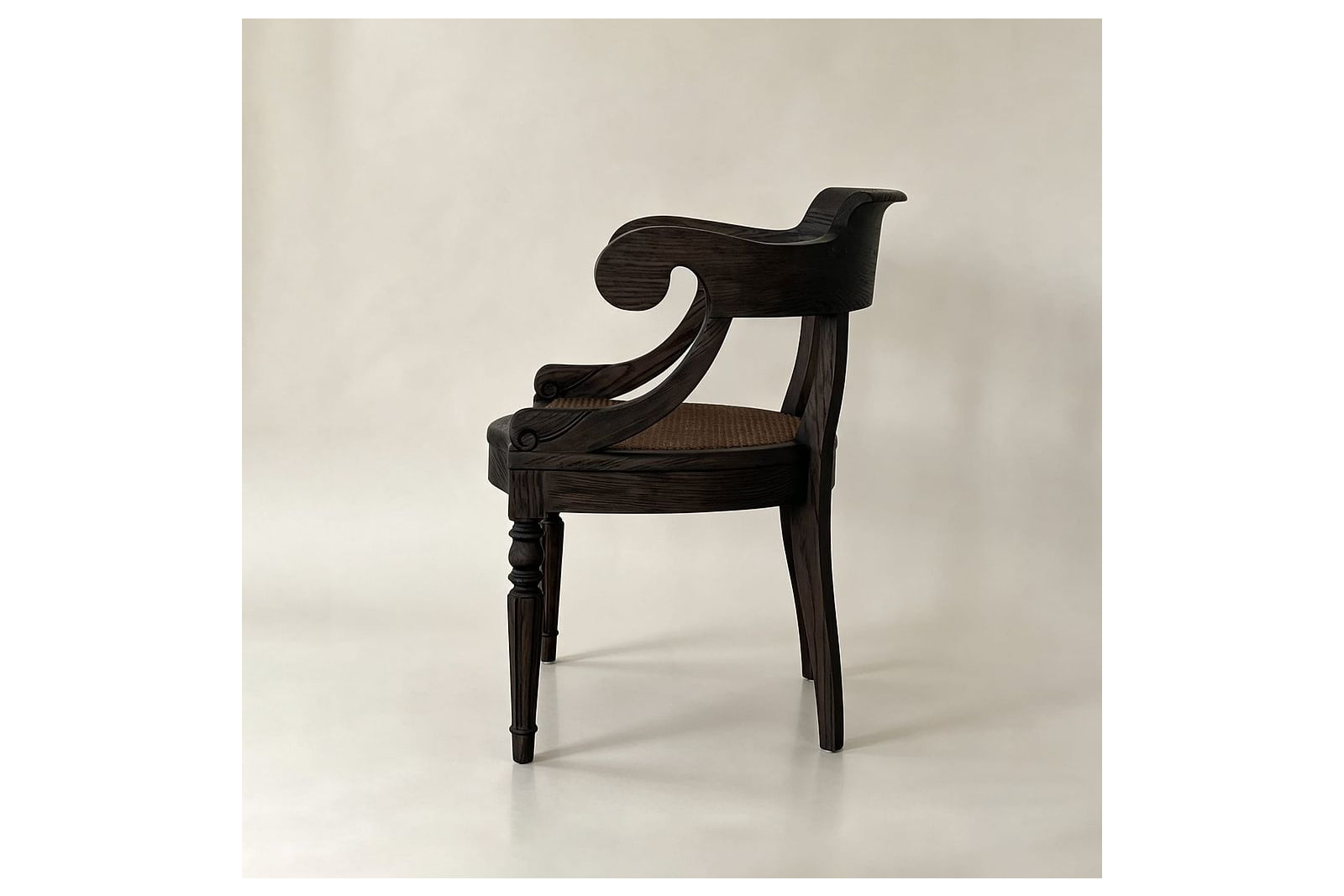 RIPPLE CHAIR