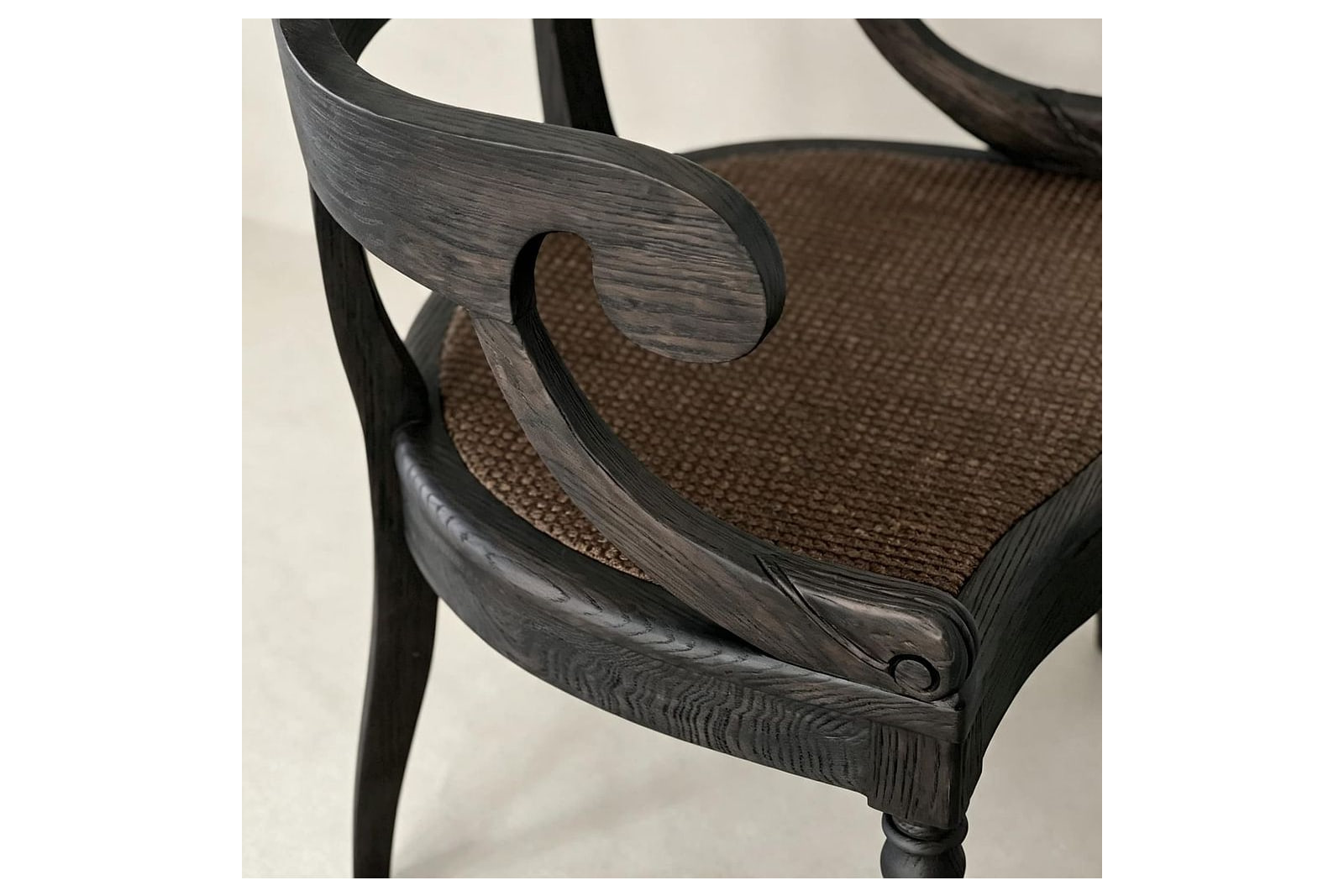 RIPPLE CHAIR