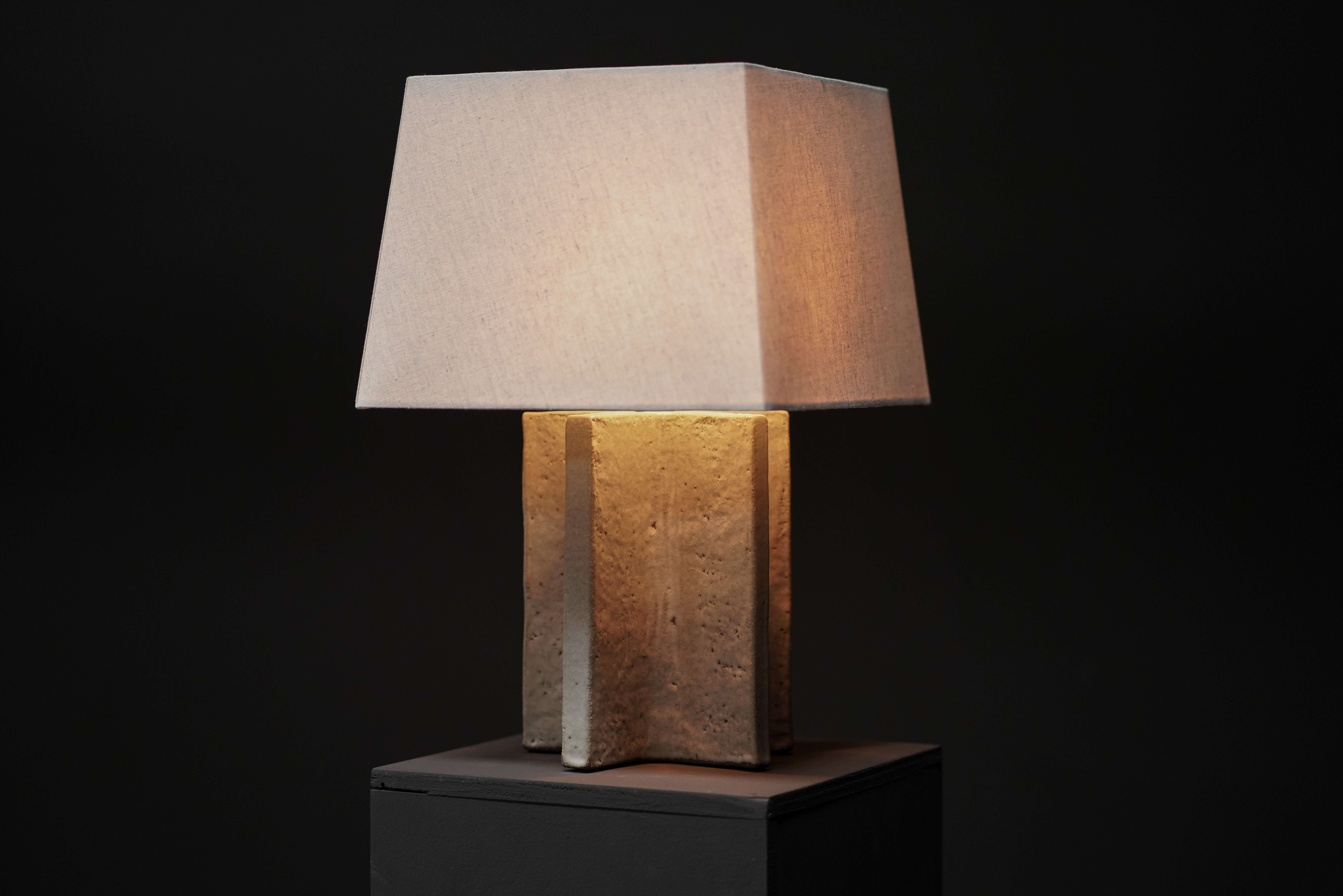 Spectral Mist Ceramic Lamp