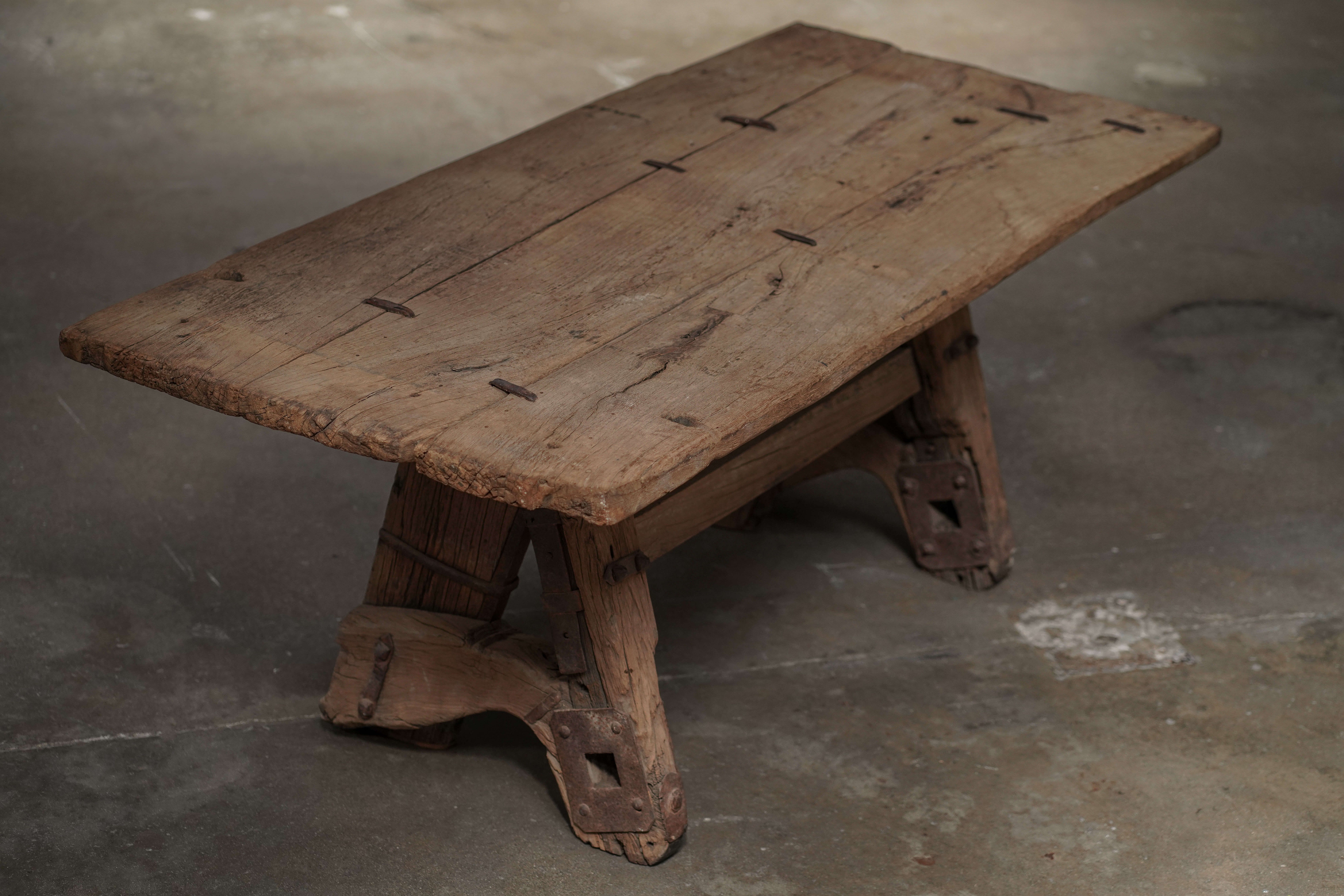 French Rustic Elm Plank Table, Metal Detail