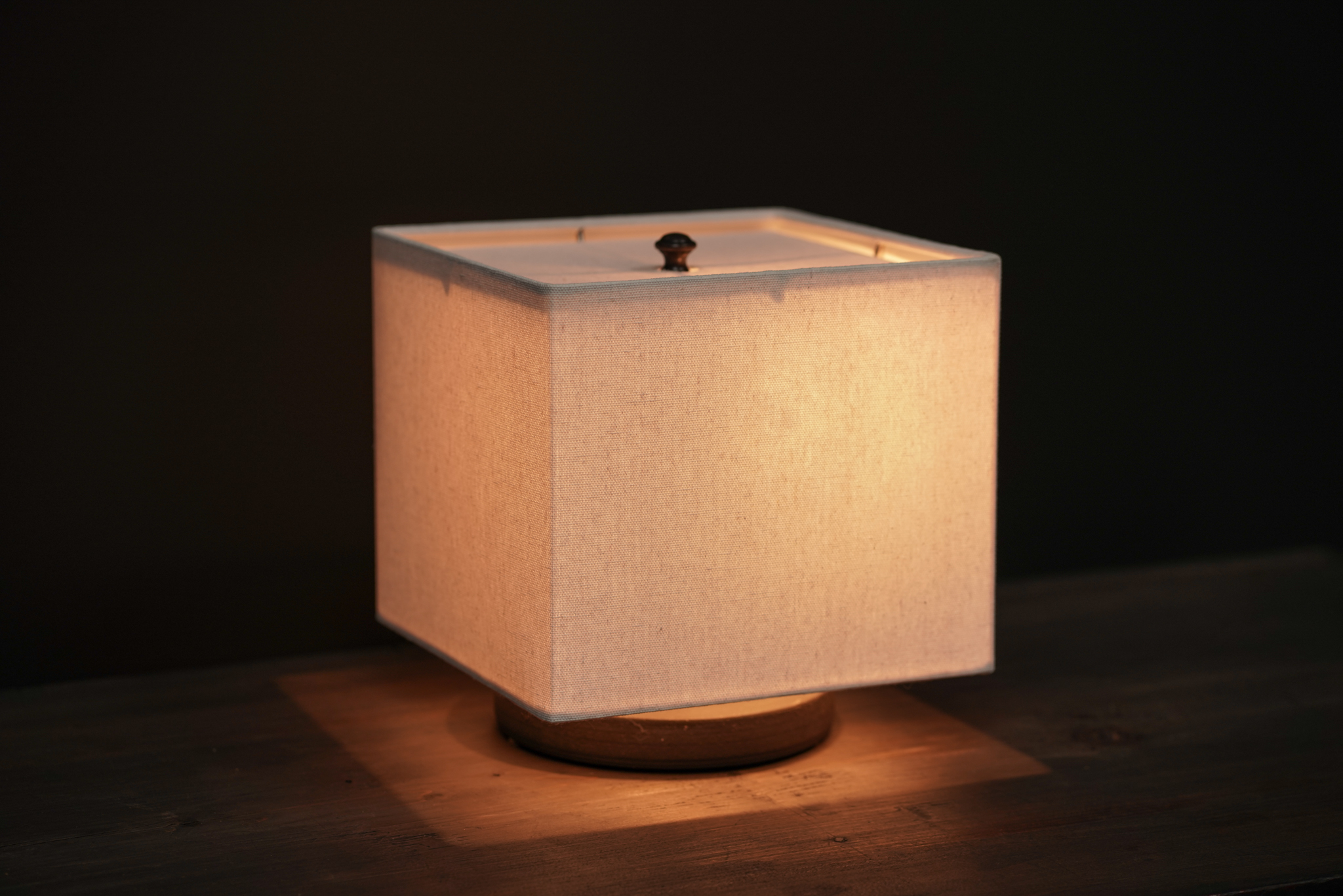 Low Bookshelf Ceramic Lamp, Square - Raw